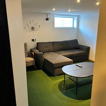 Kaellarlaegenhet Floragatan Apartman Halmstad Kültér fotó