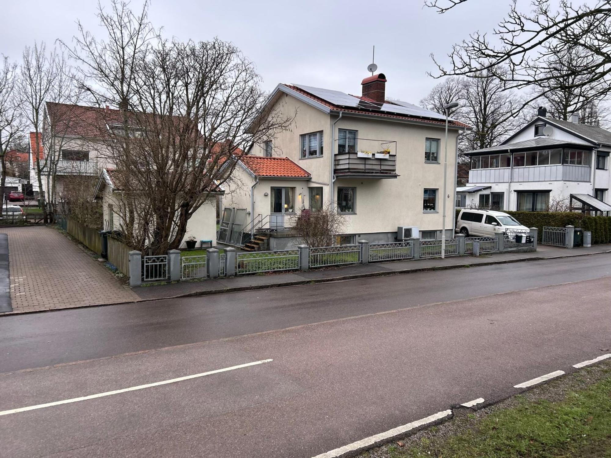 Kaellarlaegenhet Floragatan Apartman Halmstad Kültér fotó
